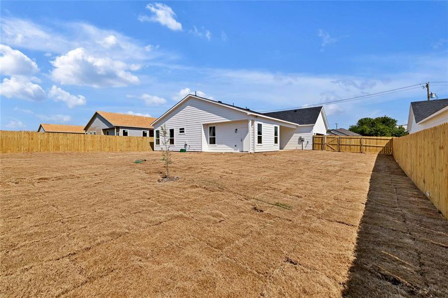 Front exterior of a new home in , DeSoto, TX, highlighting curb appeal (Image 12). Front exterior of a new home in , DeSoto, TX, highlighting curb appeal (Image 12).