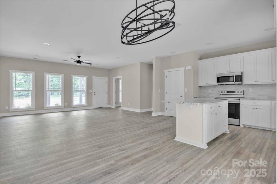 Spacious, unfurnished interior of a new home in , Mocksville (Image 14).