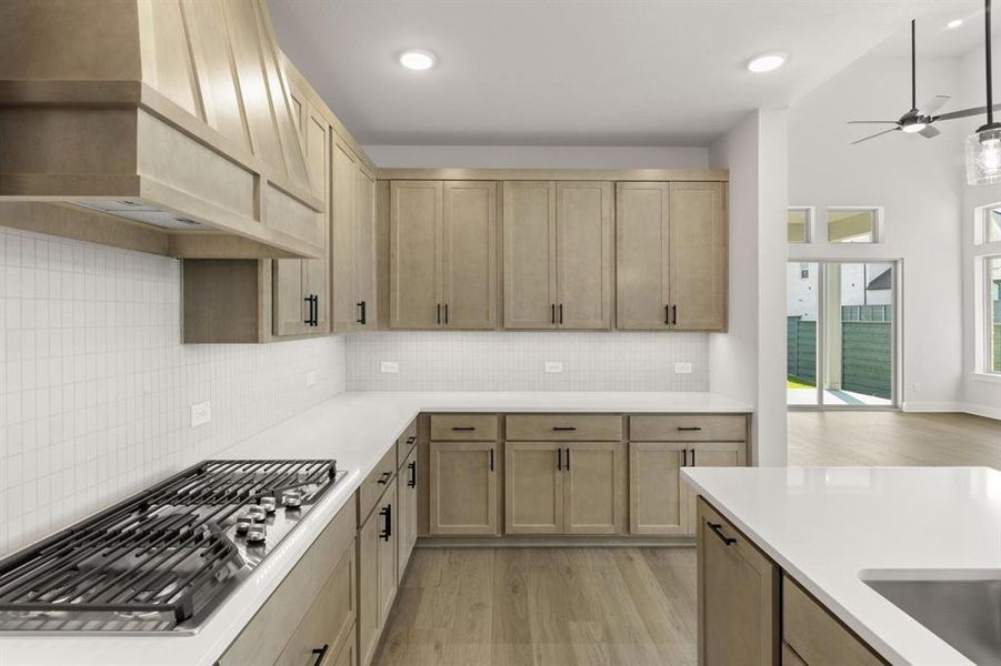 11_12. 7228 Ladybug - Kitchen (3)