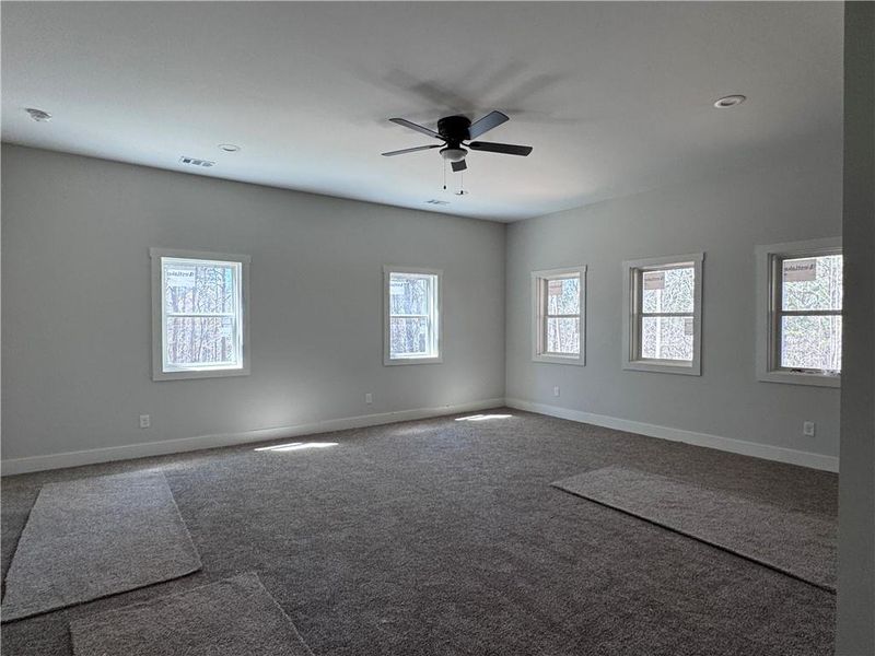 Spacious, unfurnished interior of a new home in , Bremen (Image 22).