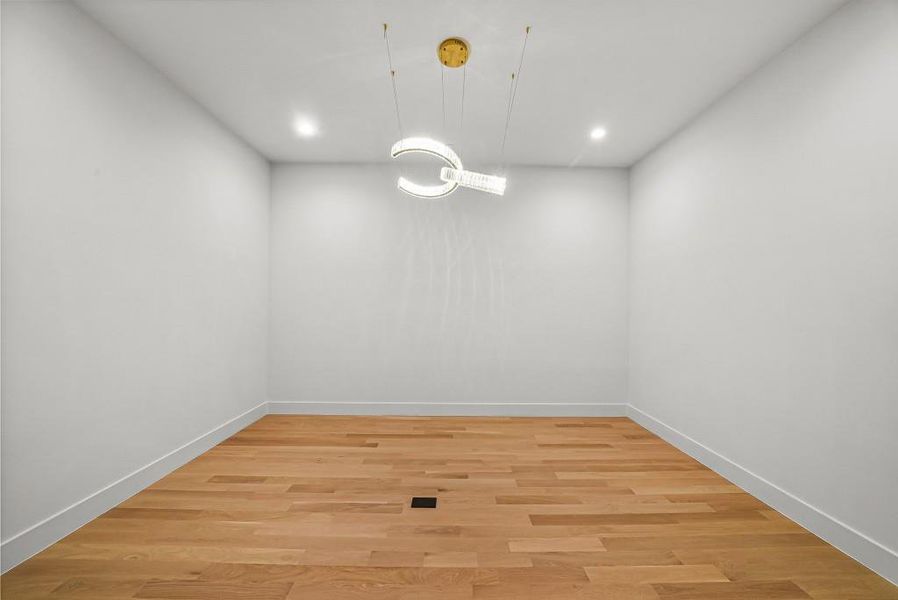 Spacious, unfurnished interior of a new home in , Decatur (Image 70).