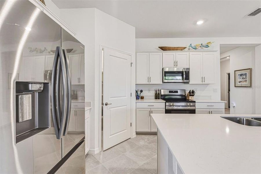 Furnished interior view inside a new home in , Venice (Image 32).