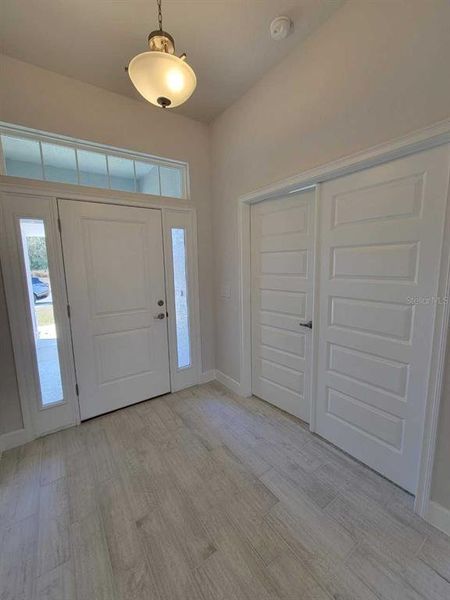 Spacious, unfurnished interior of a new home in Ocala Crossings South, Ocala (Image 11).