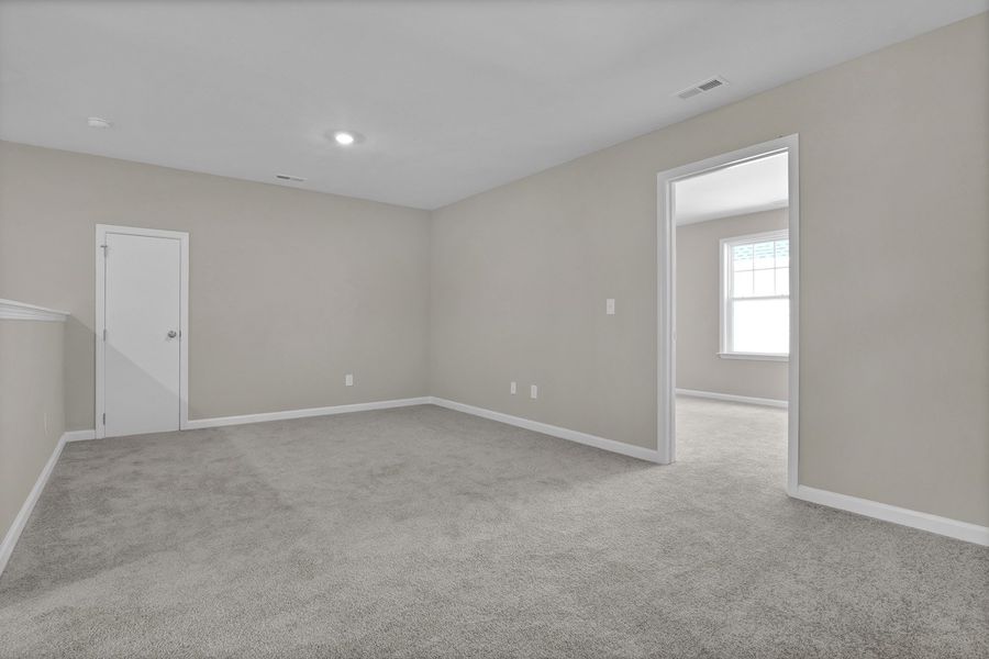 Spacious, unfurnished interior of a new home in Grand Park, Leland (Image 26).