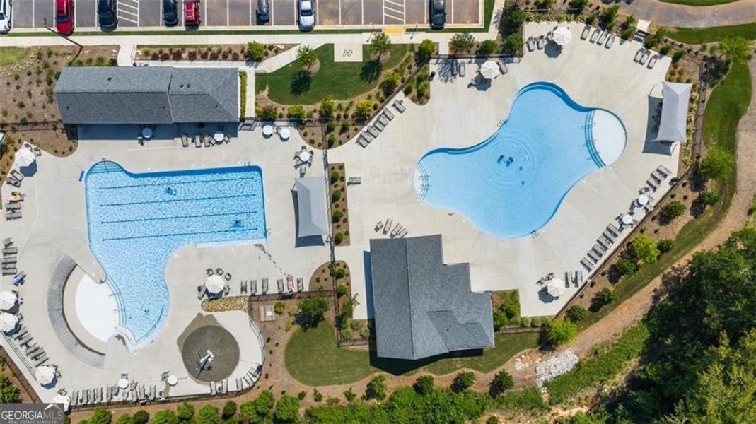 Community amenities in Twin Lakes, Hoschton (Image 14).