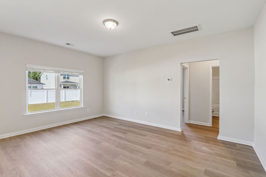 Spacious, unfurnished interior of a new home in Hayden Pointe, St. Marys (Image 26). Spacious, unfurnished interior of a new home in Hayden Pointe, St. Marys (Image 26).