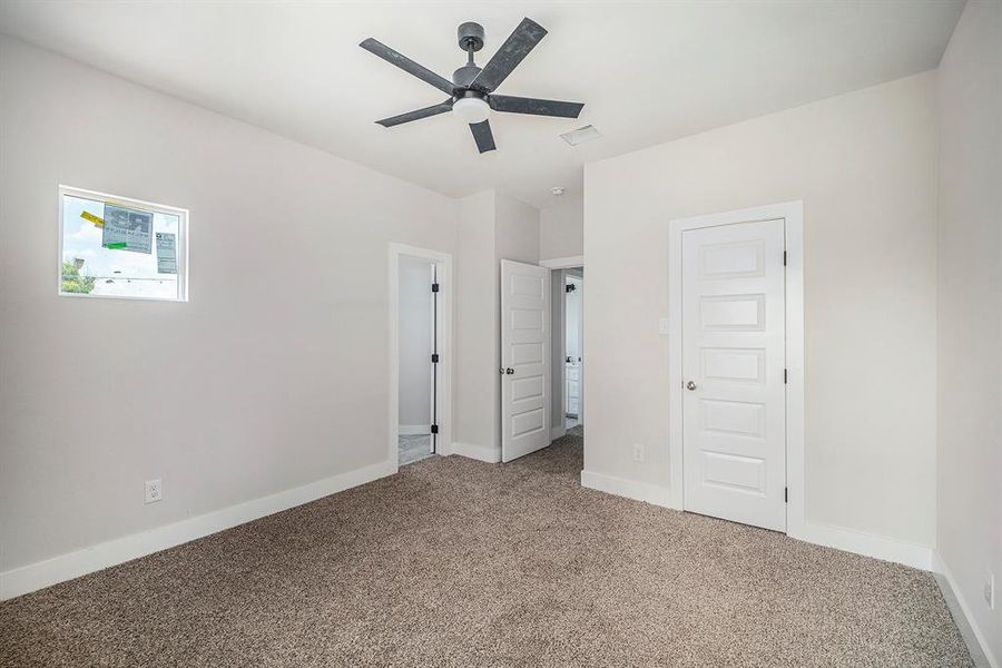 Spacious, unfurnished interior of a new home in , Fort Worth (Image 17).