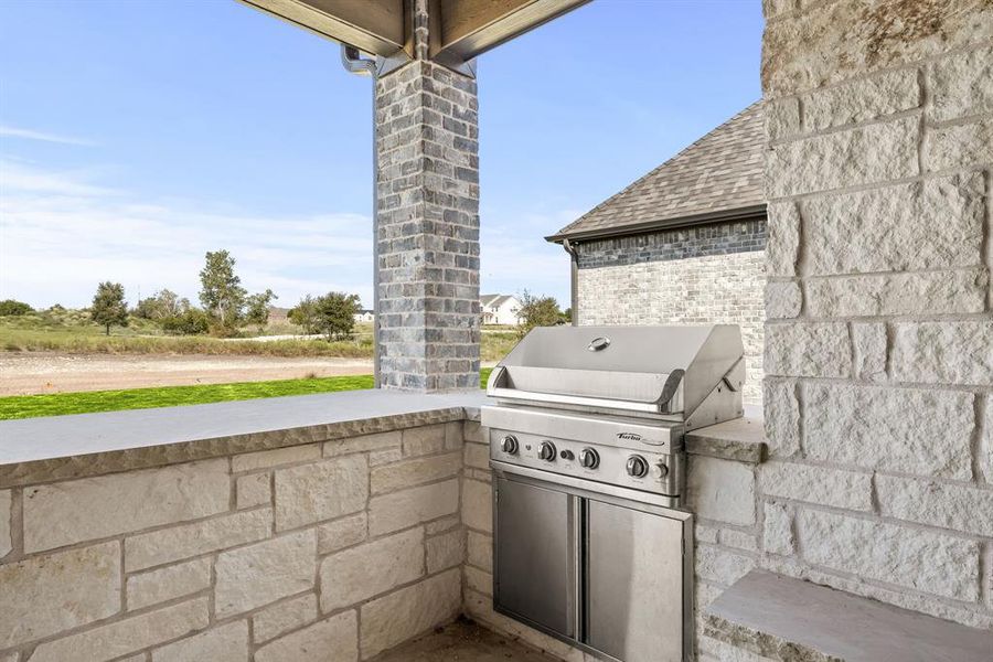 Exterior details and patio area of a home in , Aledo (Image 3).