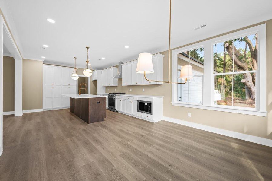 Image 34 of a home in .