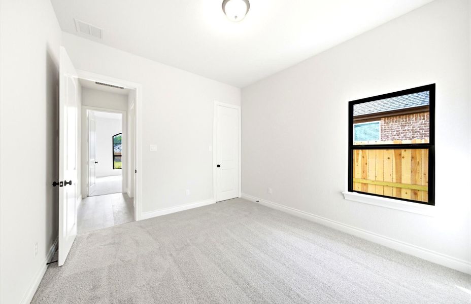 Spacious, unfurnished interior of a new home in The Highlands 55′, Porter (Image 32).