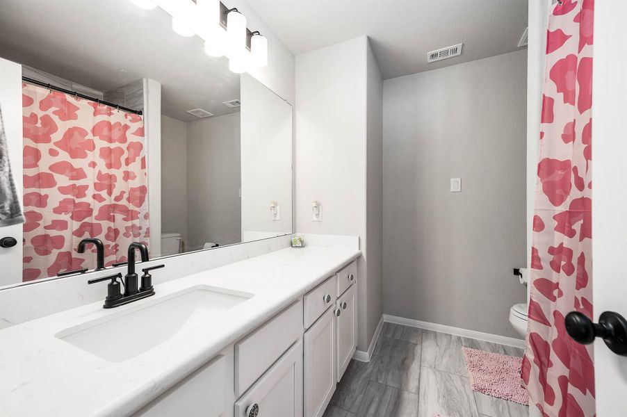 Furnished interior view inside a new home in , Pasadena (Image 11).