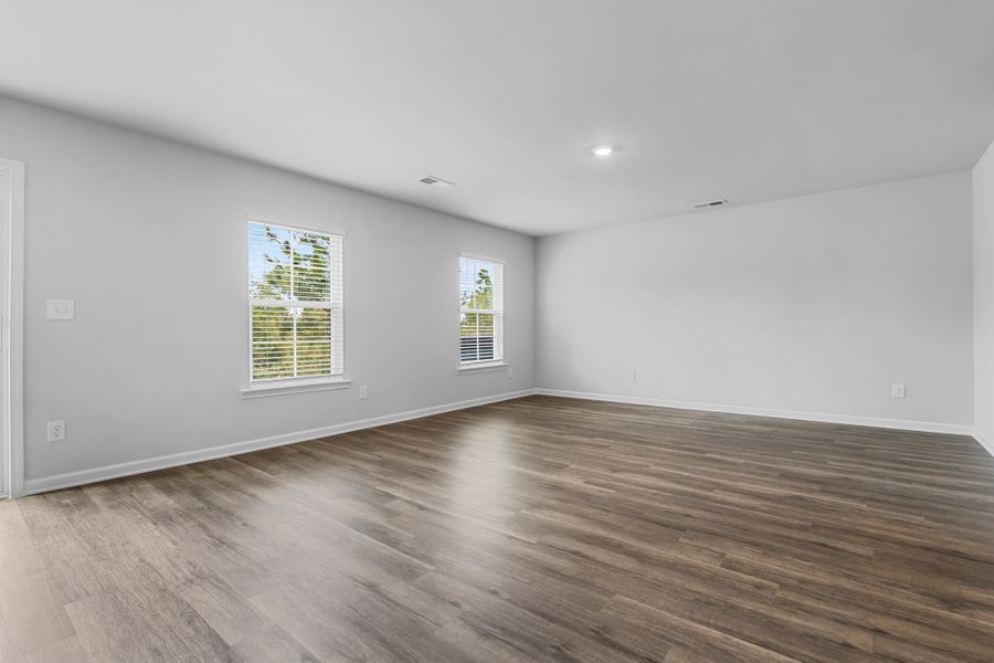 Spacious, unfurnished interior of a new home in Crystal Downs, Sumter (Image 16). Spacious, unfurnished interior of a new home in Crystal Downs, Sumter (Image 16).