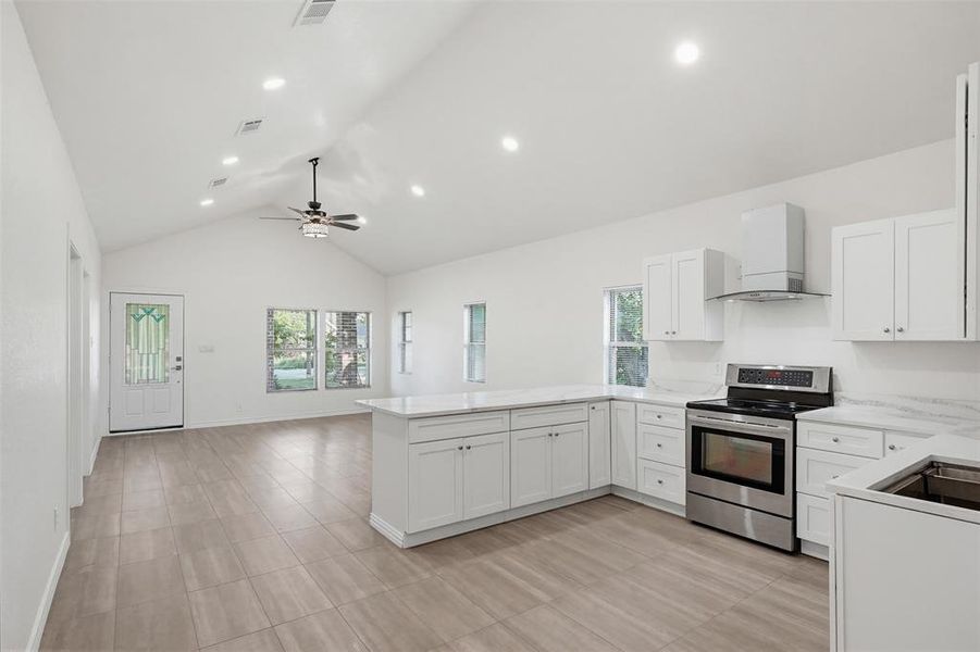 Furnished interior view inside a new home in , Fort Worth (Image 7).