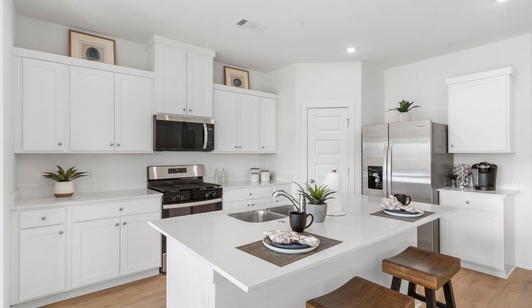 Representative furnished interior of a home built from the Huntsville by D.R. Horton in The Islands, Beech Island (Image 12).