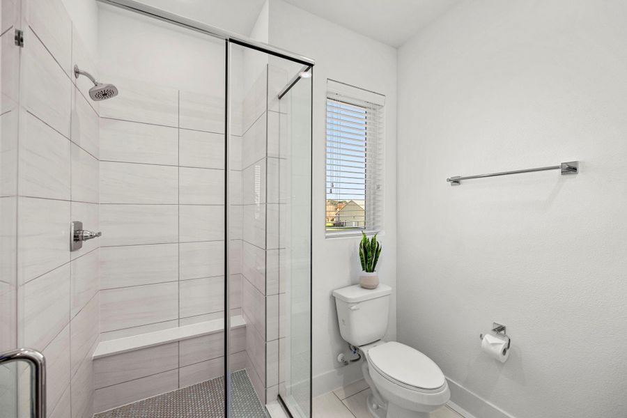 2nd Bathroom 2nd Bathroom