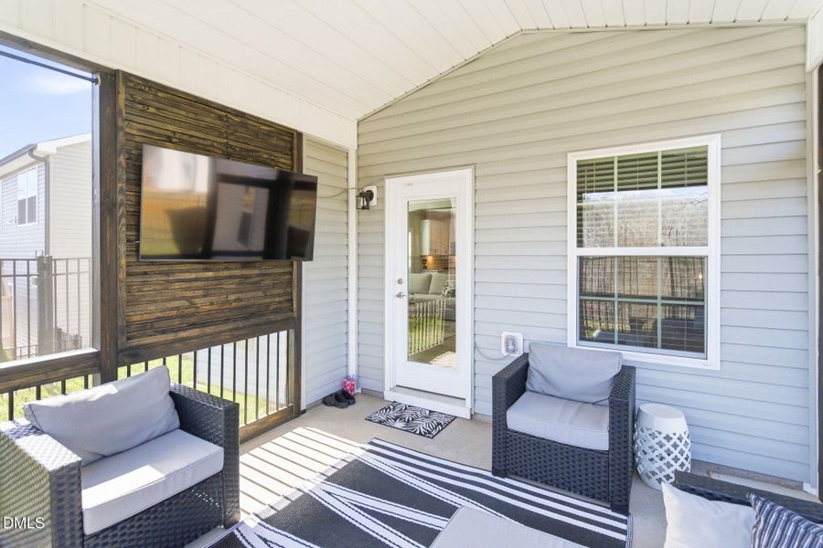 46-web-or-mls-DSC00883 46-web-or-mls-DSC00883