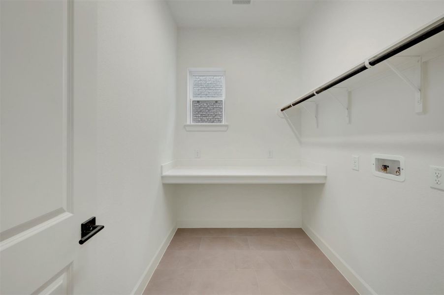 Spacious, unfurnished interior of a new home in Pomona - Reserve Collection, Manvel (Image 41).