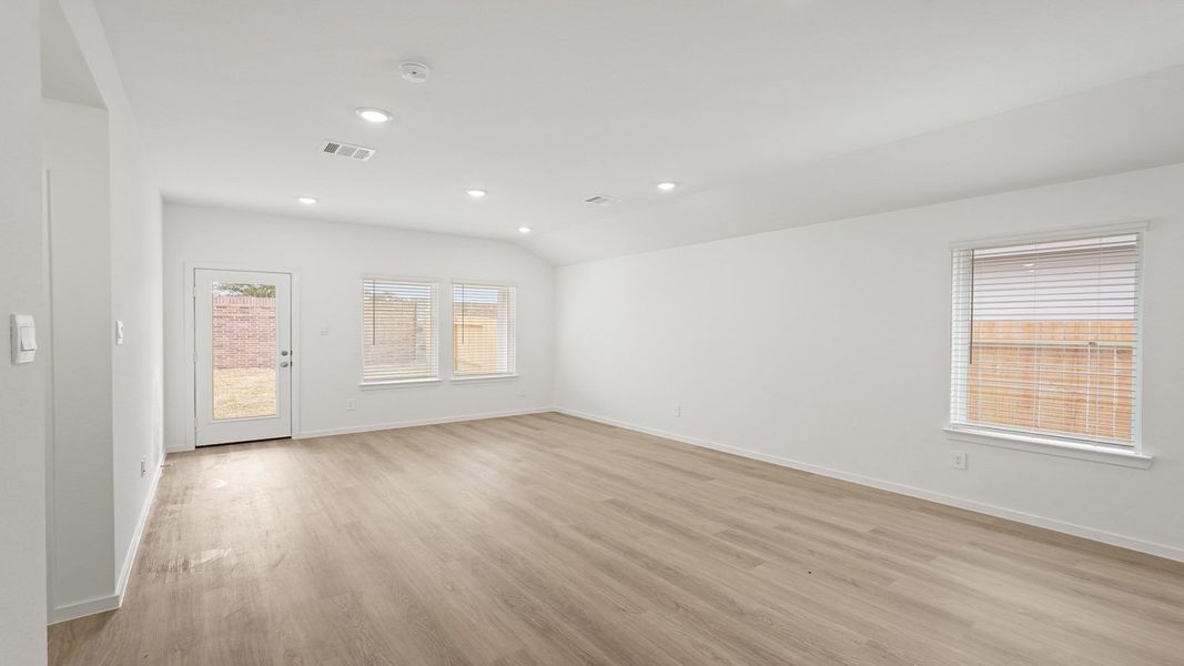 Spacious, unfurnished interior of a new home in Presswoods, Splendora (Image 14).