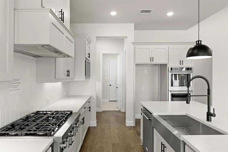 The Bracken III B Kitchen