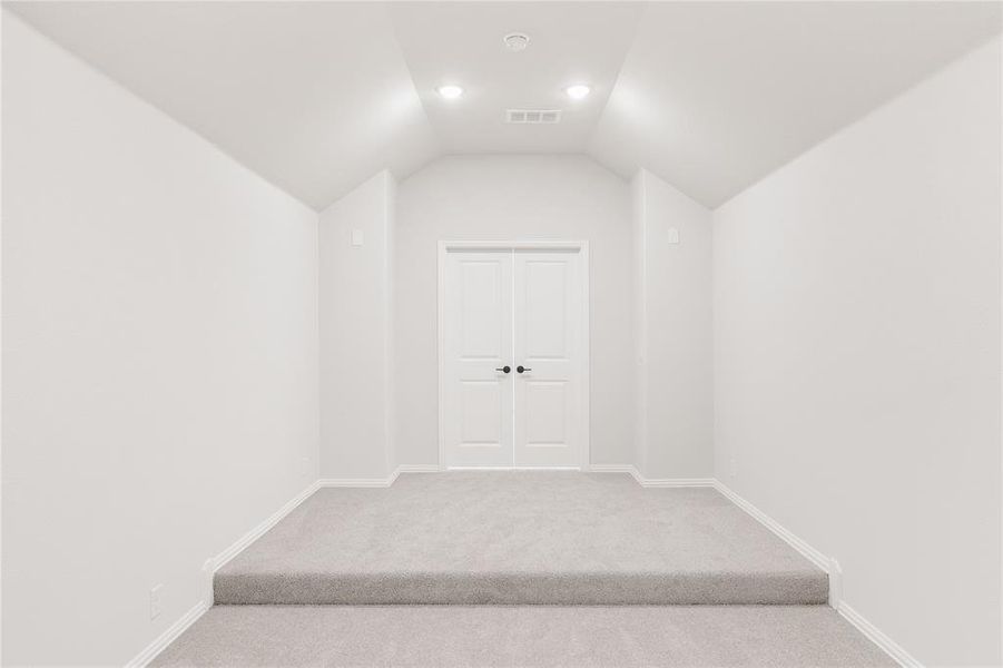 Spacious, unfurnished interior of a new home in Maplewood, Glenn Heights (Image 31). Spacious, unfurnished interior of a new home in Maplewood, Glenn Heights (Image 31).