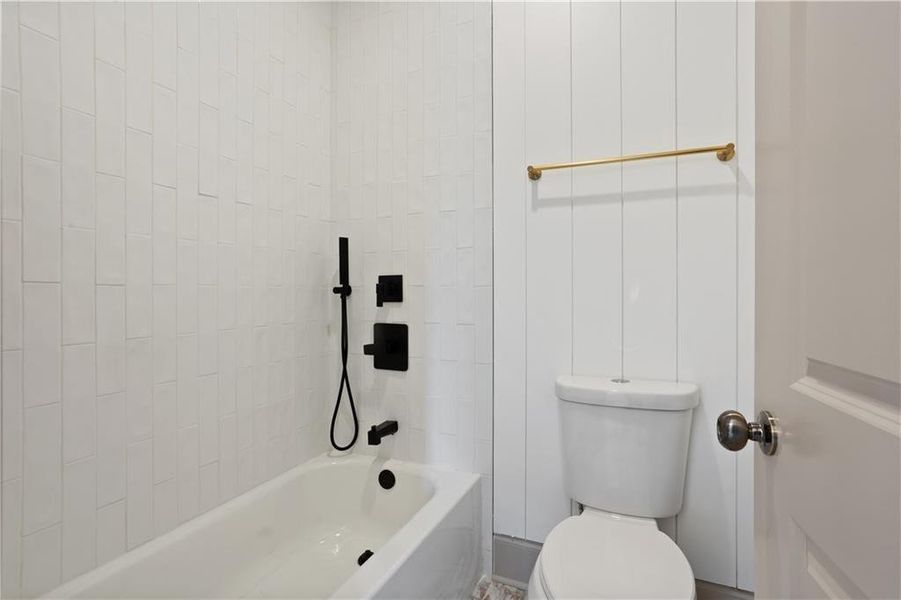 Furnished interior view inside a new home in , Dacula (Image 46).