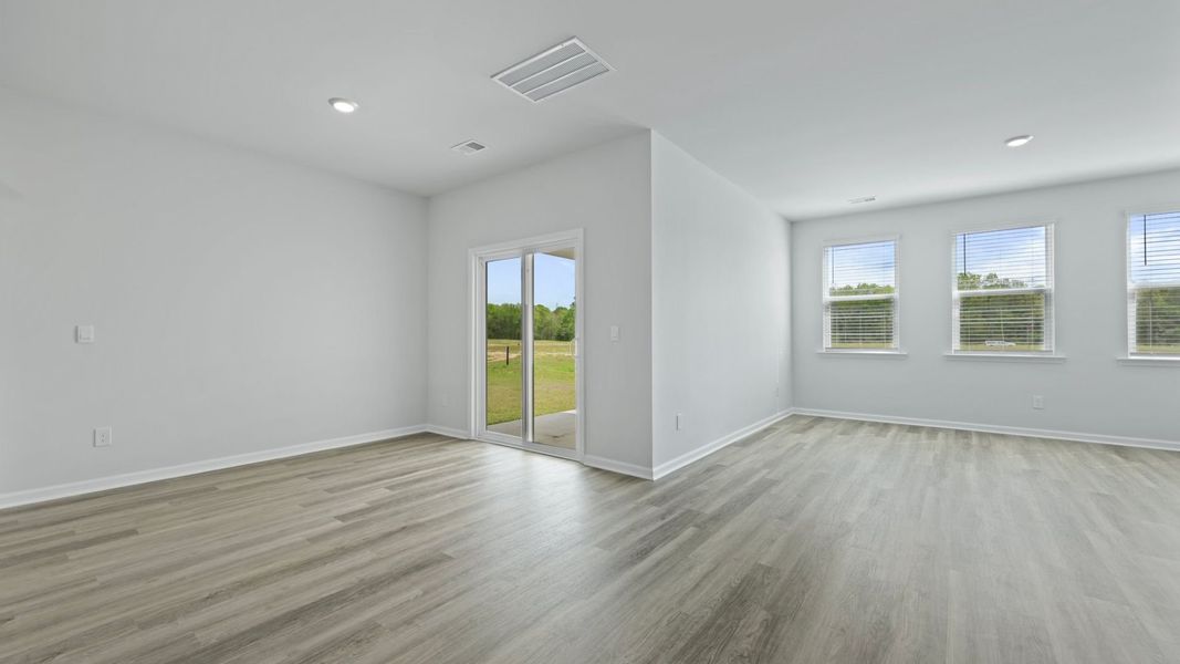 Representative unfurnished interior of a home built from the DARBY-EXP by D.R. Horton in Lakeview at Kitfield, Moncks Corner (Image 23).