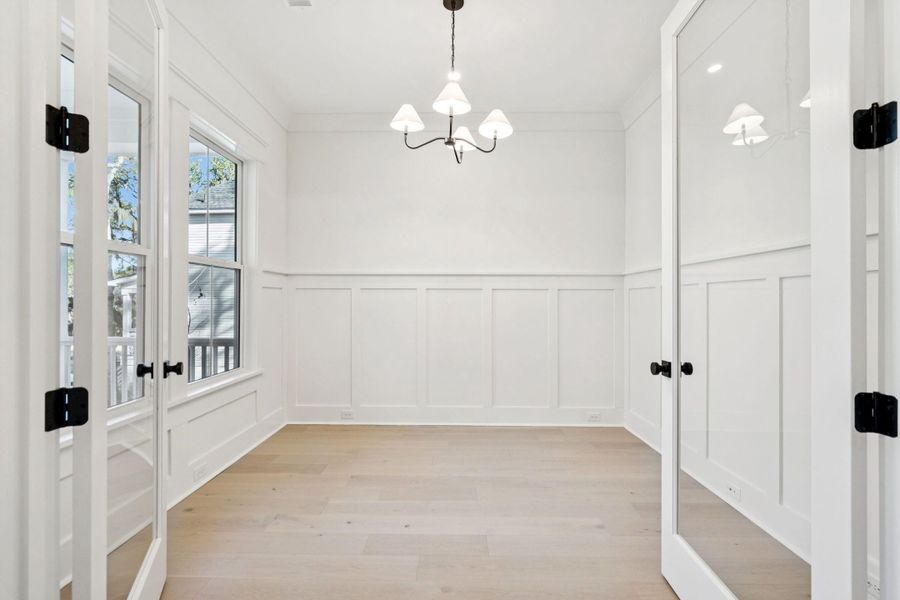 Spacious, unfurnished interior of a new home in , Mount Pleasant (Image 20).