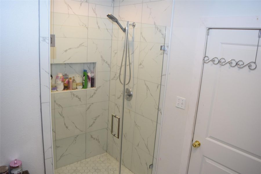 Image 16 of a home in . Image 16 of a home in .