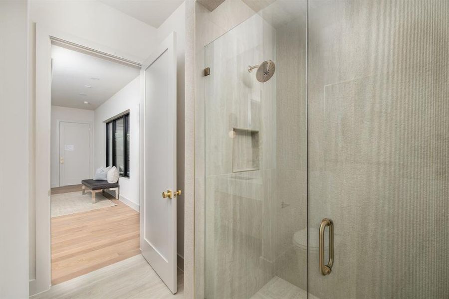 Furnished interior view inside a new home in , Dallas (Image 32). Furnished interior view inside a new home in , Dallas (Image 32).