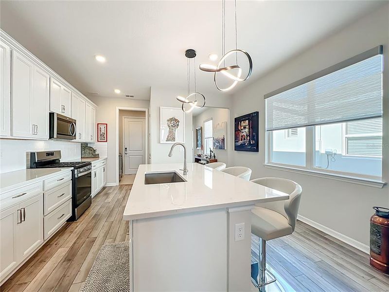 Furnished interior view inside a new home in Del Webb Minneola, Minneola (Image 8). Furnished interior view inside a new home in Del Webb Minneola, Minneola (Image 8).