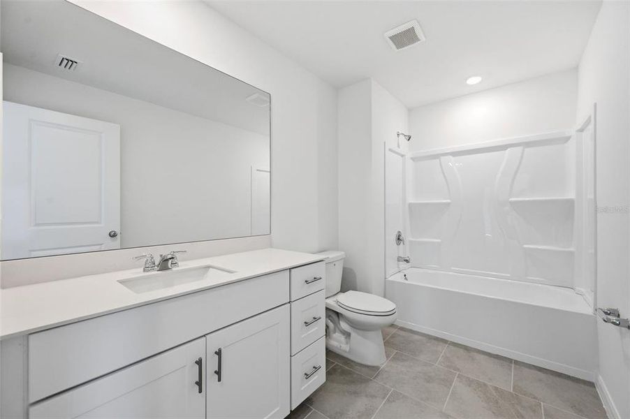 Furnished interior view inside a new home in Lennar at Turnleaf, Punta Gorda (Image 5).