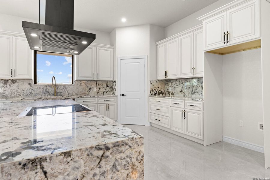 Furnished interior view inside a new home in , Atascosa (Image 12).