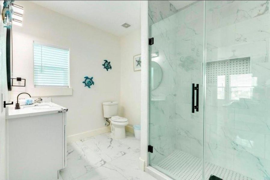 Furnished interior view inside a new home in , Galveston (Image 17).