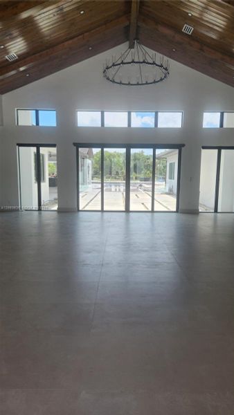 Spacious, unfurnished interior of a new home in , Southwest Ranches (Image 13).