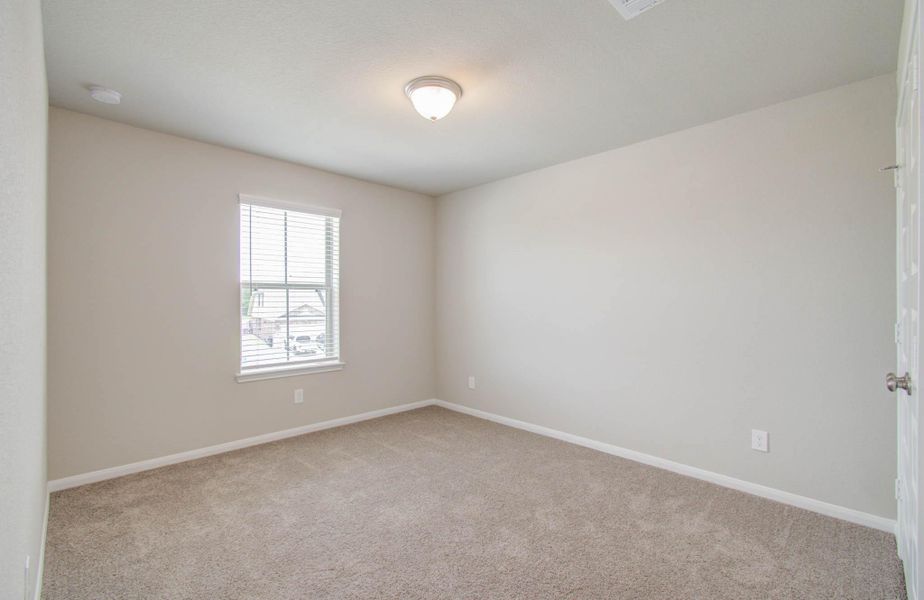Spacious, unfurnished interior of a new home in Legends Bay, Baytown (Image 30).