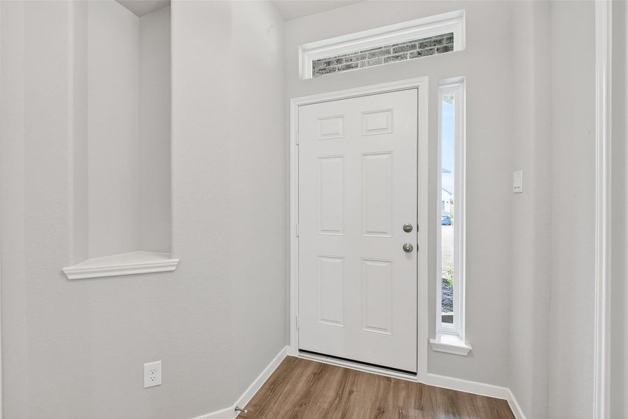 Spacious, unfurnished interior of a new home in Rollingbrook Estates, Baytown (Image 23).