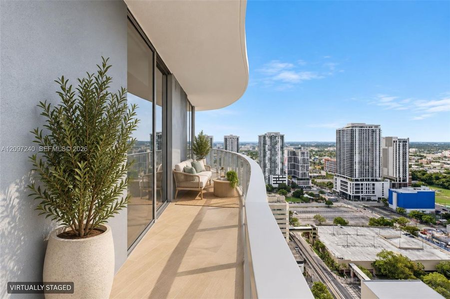 Condo located in Miami, FL showcasing its design and architecture (Image 26).