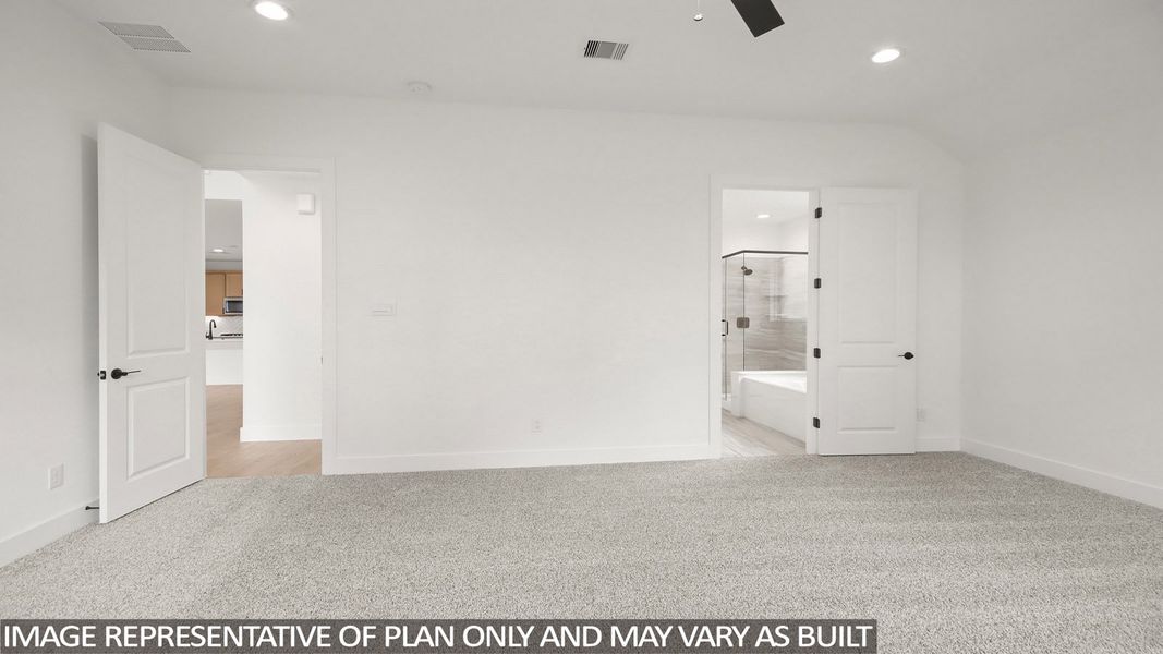 Spacious, unfurnished interior of a new home in Silverthorne, Conroe (Image 15).
