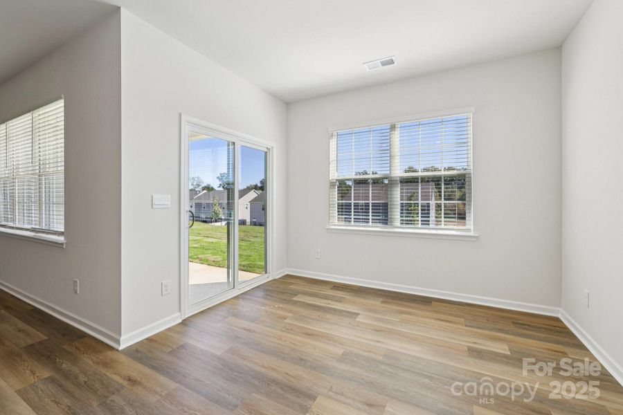 Spacious, unfurnished interior of a new home in Nolen Farm, Gastonia (Image 23).
