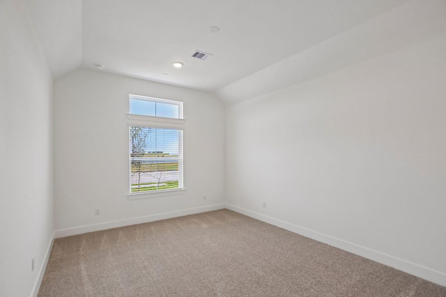 Spacious, unfurnished interior of a new home in Riceland 60',65',70', Old River-Winfree (Image 35).
