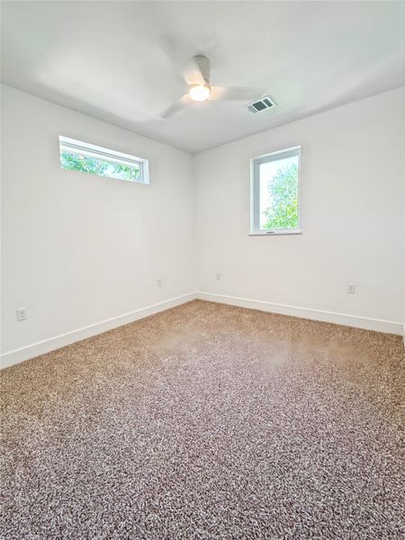 Spacious, unfurnished interior of a new home in , Austin (Image 20).