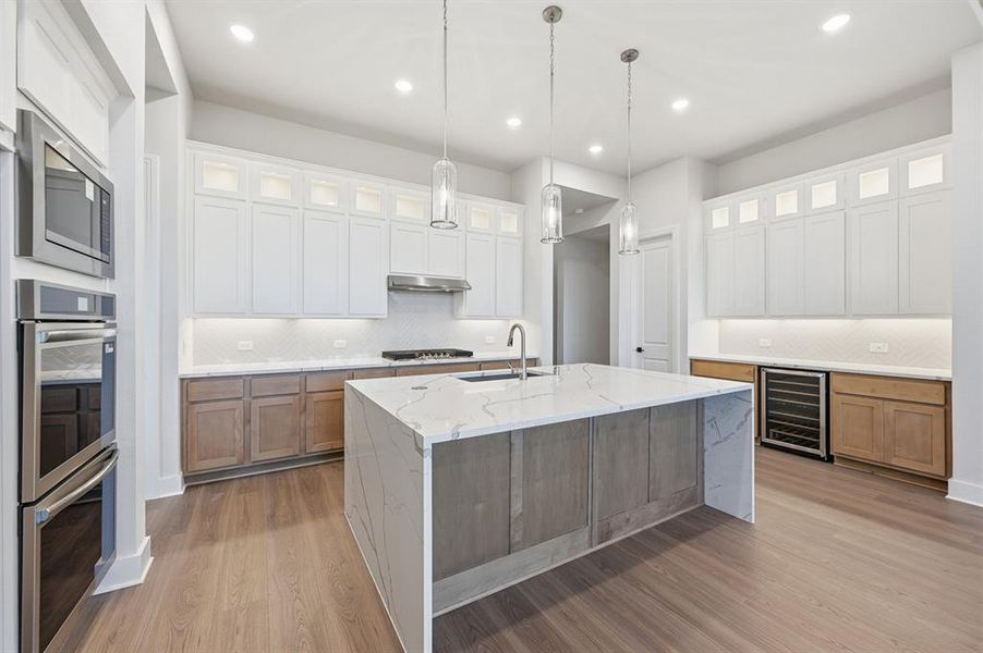 Furnished interior view inside a new home in Ridge Crossing, Waxahachie (Image 16).