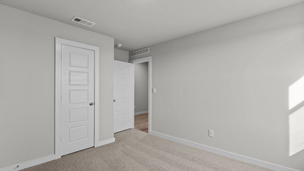 Representative unfurnished interior of a home built from the TEXAS CALI by D.R. Horton in Homestead at Parks Bell Ranch, Odessa (Image 18).