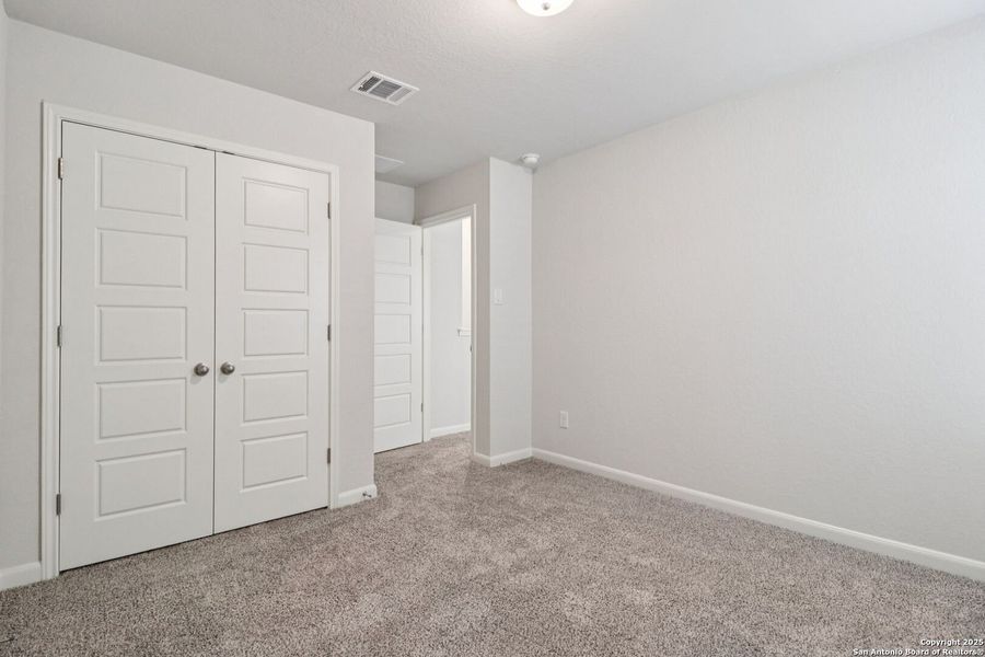 Spacious, unfurnished interior of a new home in Remington Ranch, San Antonio (Image 18). Spacious, unfurnished interior of a new home in Remington Ranch, San Antonio (Image 18).