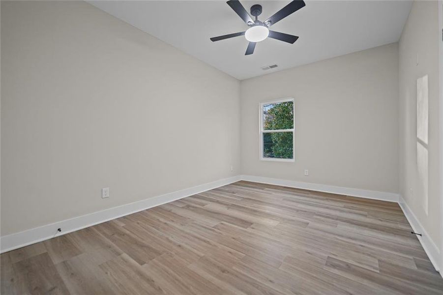 Spacious, unfurnished interior of a new home in , Lawrenceville (Image 34).