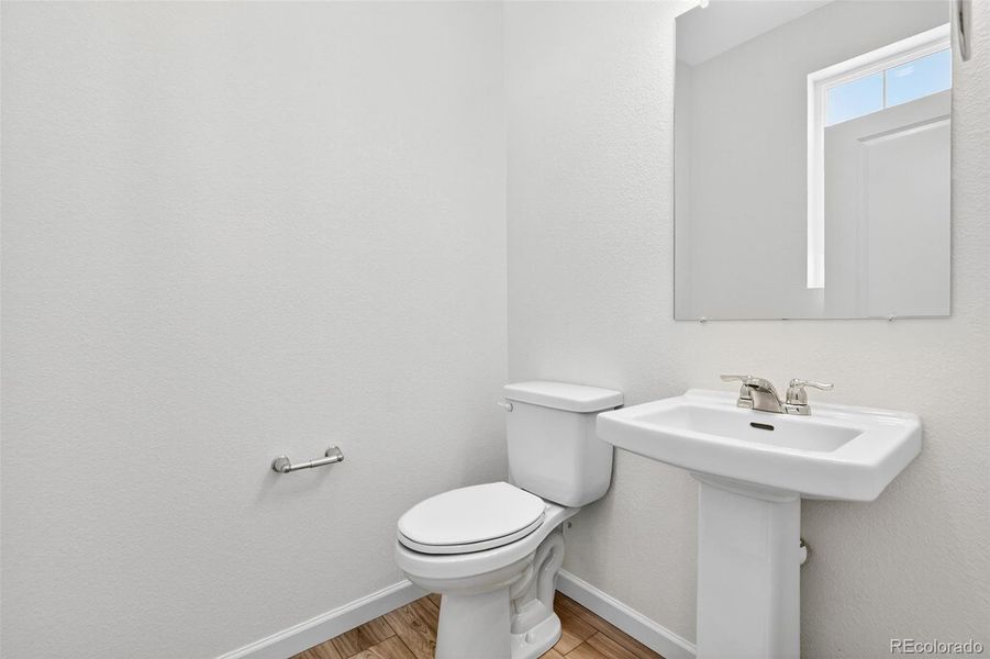 2110 Wagon Wheel Aly ~ Ready Now