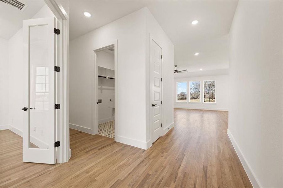 Spacious, unfurnished interior of a new home in Rocky Top Ranch, Reno (Image 15).