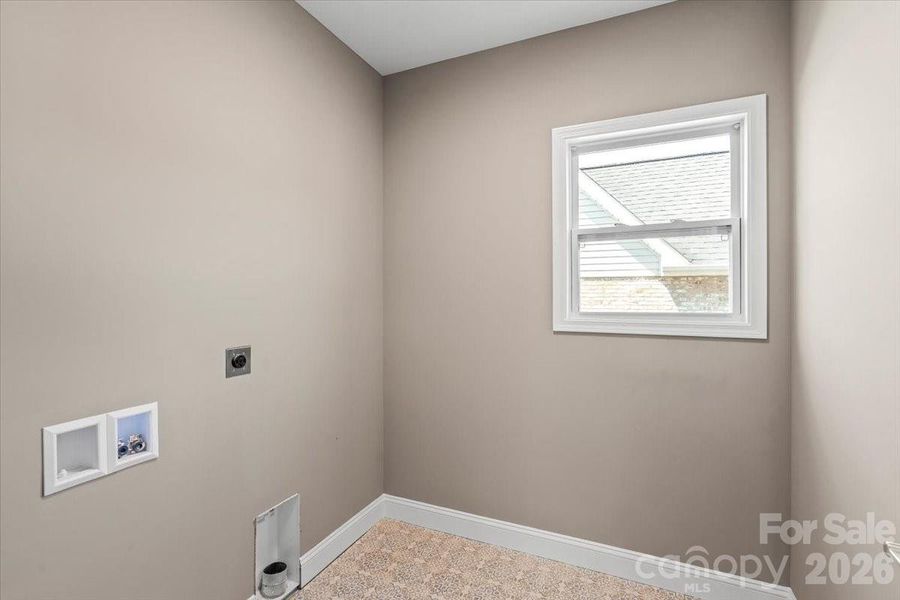 Spacious, unfurnished interior of a new home in , Hickory (Image 36).