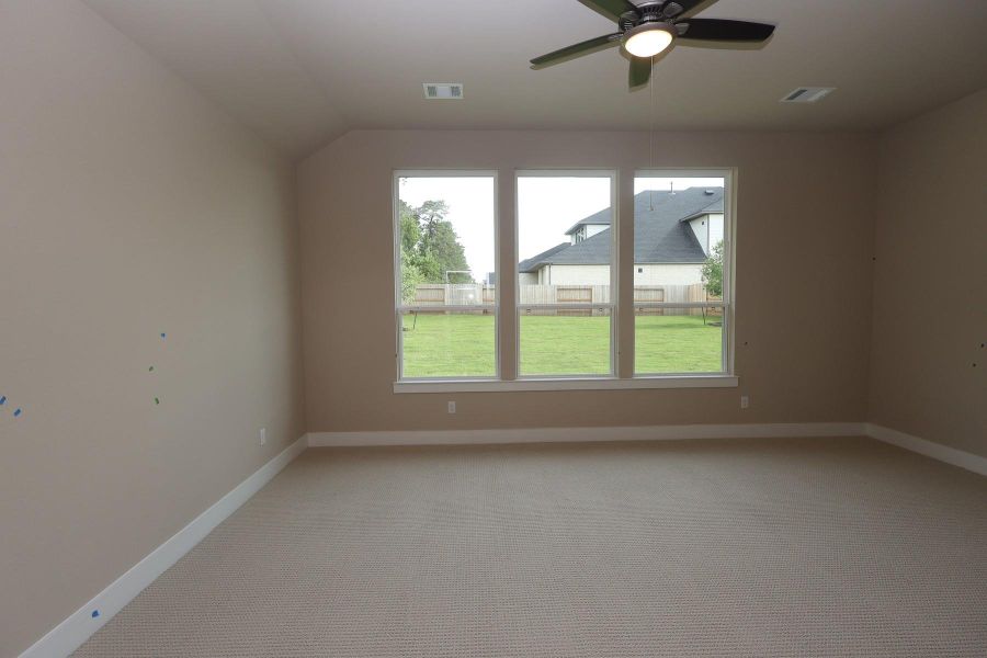 Spacious, unfurnished interior of a new home in Clopton Farms, Montgomery (Image 6).