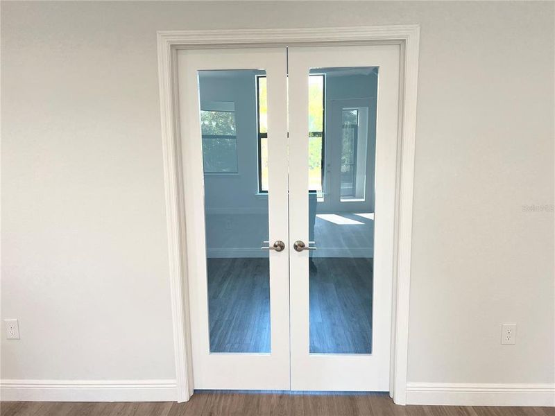 Spacious, unfurnished interior of a new home in , North Port (Image 14).